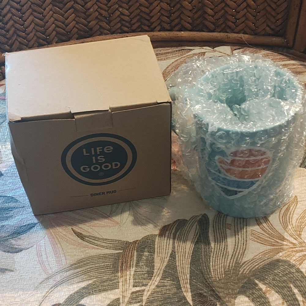 HOME: LIFE IS GOOD MUG